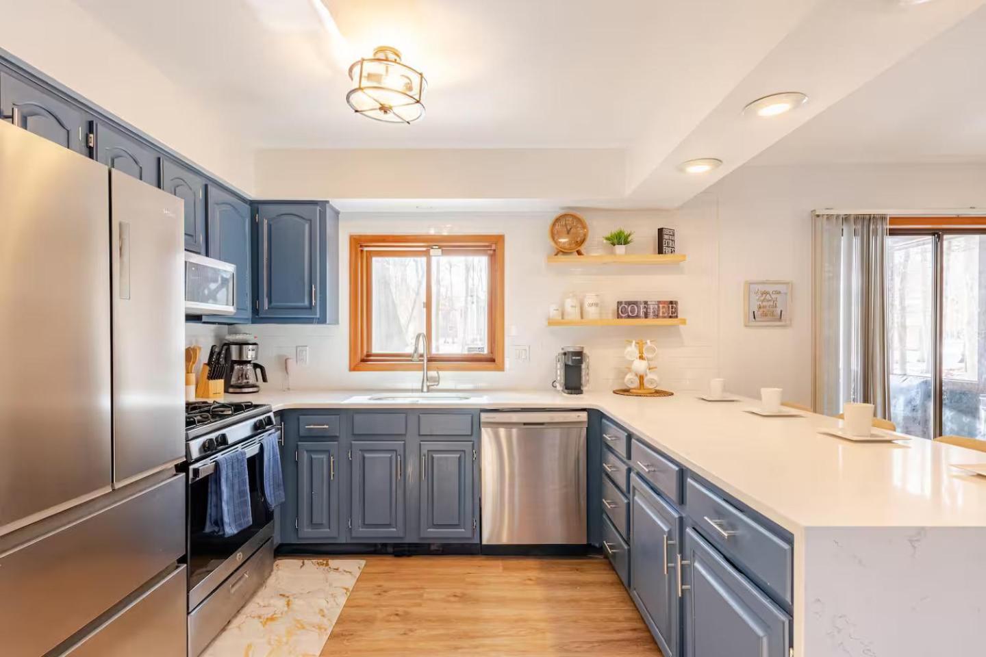 Cozy Cabin At Poconos With Hot Tub And Fire Pit East Stroudsburg Extérieur photo